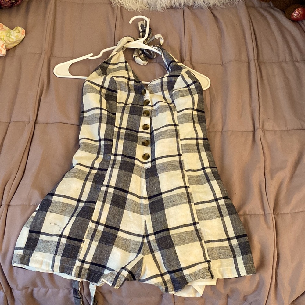 Ae barely used halter top